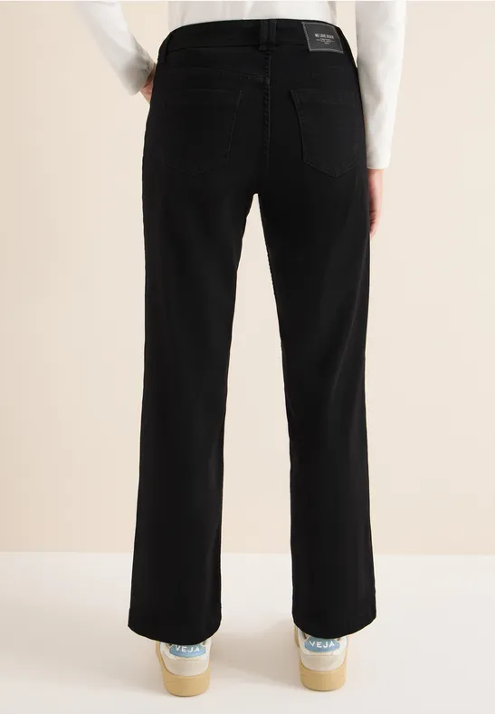 Weitgeschnittene Jeans mit hohem Bund