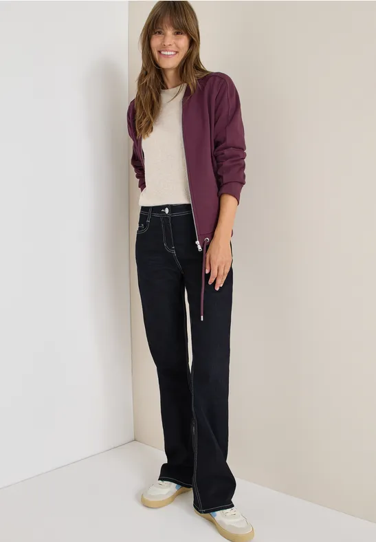 Bootcut-Jeans mit Kontrastnähten