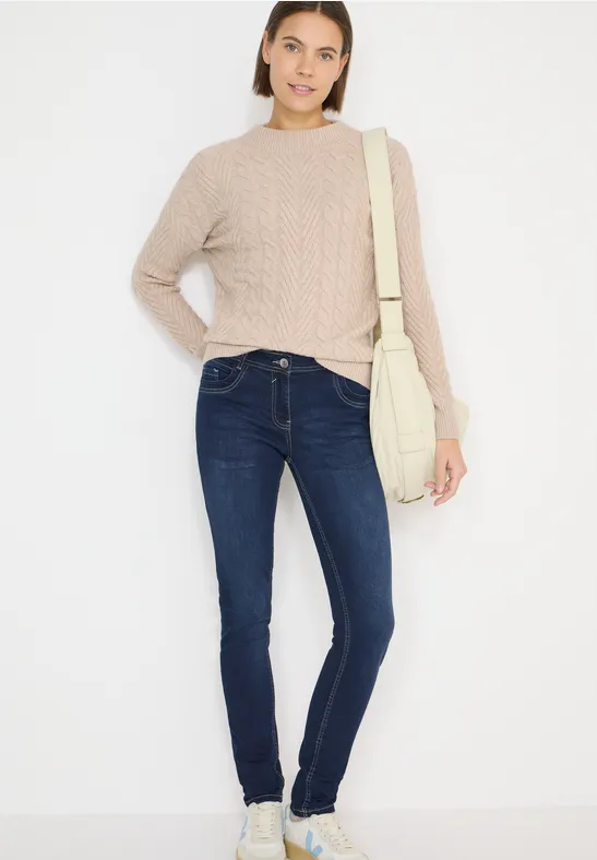 Jeans mit geradem Bein und dunkler Waschung
