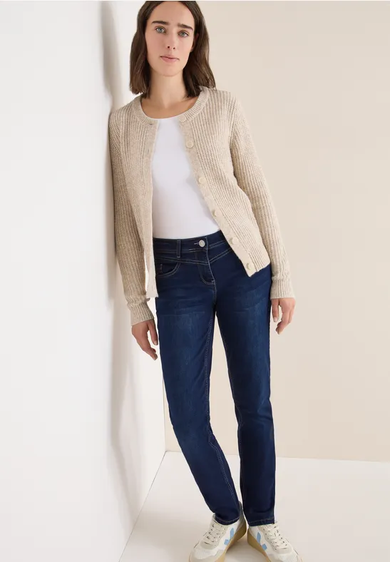 Jeans mit geradem Bein und dunkler Waschung