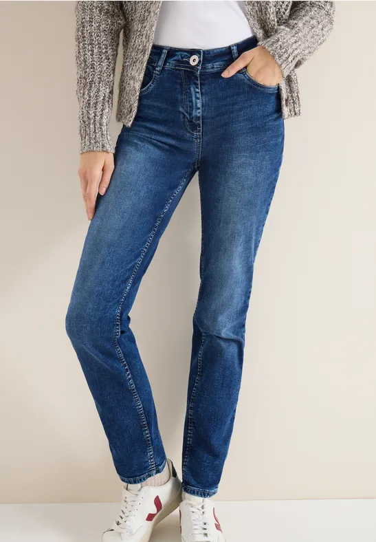 Jeans mit geradem Bein und dunkler Waschung
