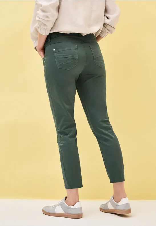Gerade 7/8-Hose in Grün
