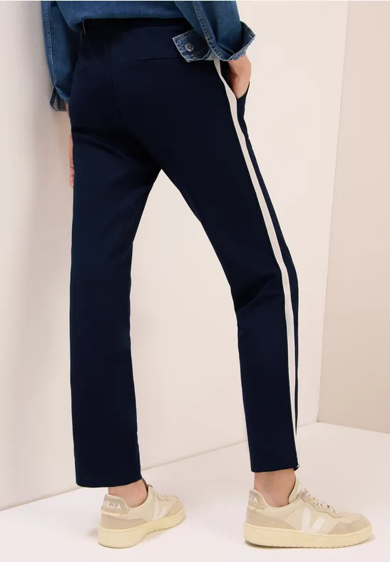 Damen Freizeithose mit Galonstreifen