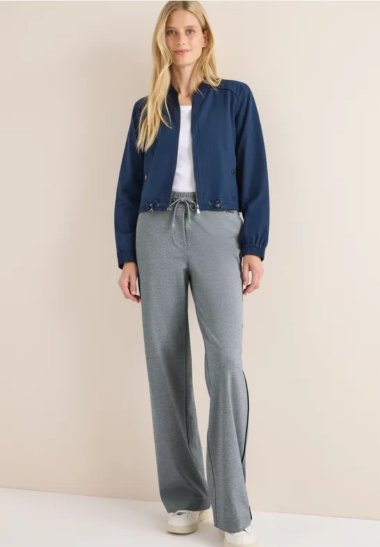 Weite Loungewear-Hose mit Seitenstreifen