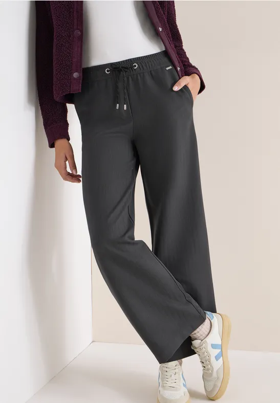 Weite Hose mit Kordelzug und Streifenmuster