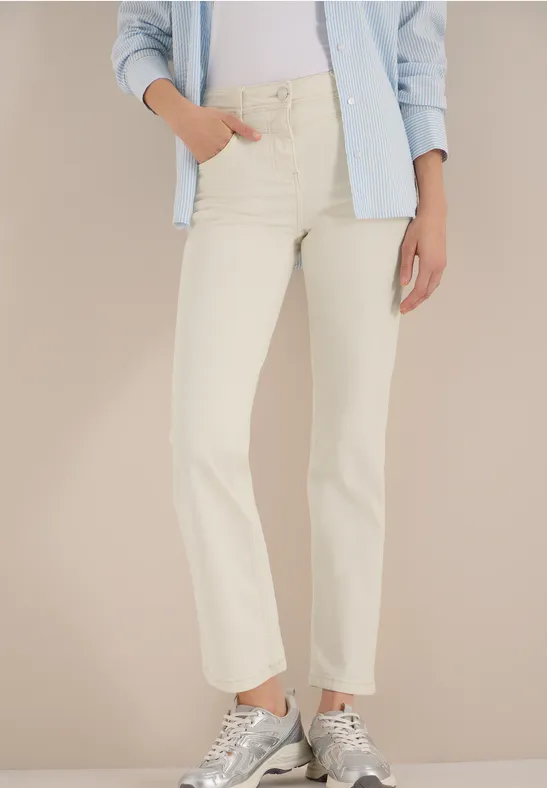 Ecrufarbene Bootcut Jeans mit hohem Bund