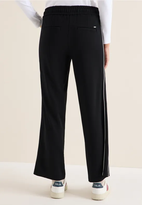 Weite Stoffhose mit Seitenstreifen
