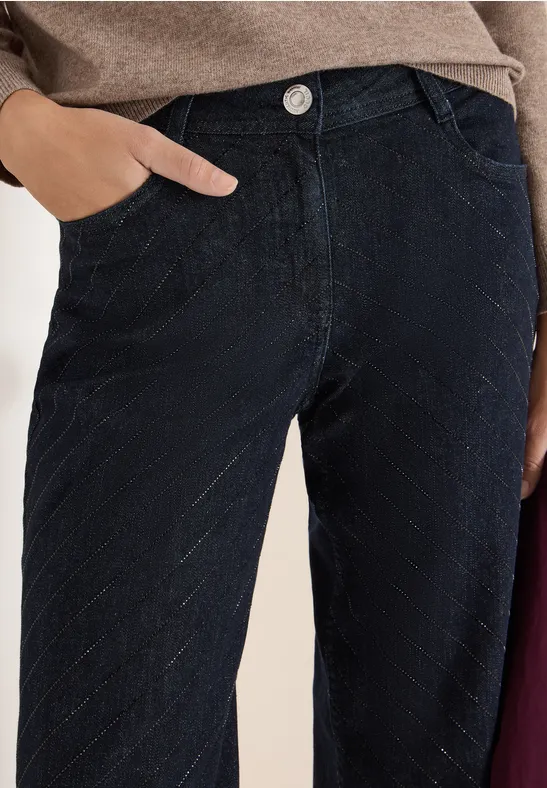Jeans mit geradem Bein in dunkler Waschung
