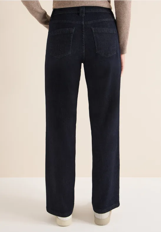 Jeans mit geradem Bein in dunkler Waschung