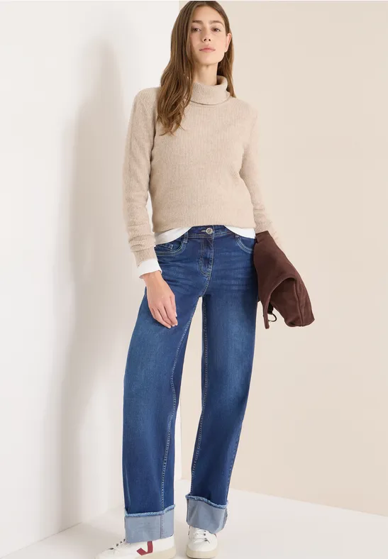 Jeans mit weitem Bein im Used-Look