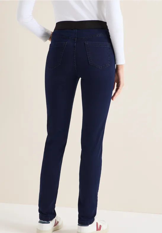Bequeme Stretch Denim Schlupfjeans