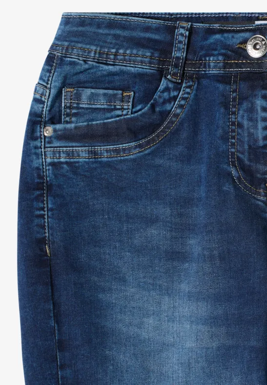 Mid-Waist Slim Leg Casual Jeans
