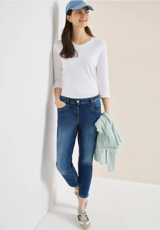 Mid-Waist Slim Leg Casual Jeans