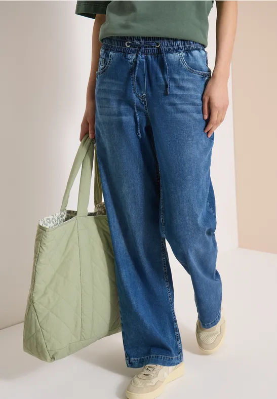 Weite Jeanshose mit Kordelzug