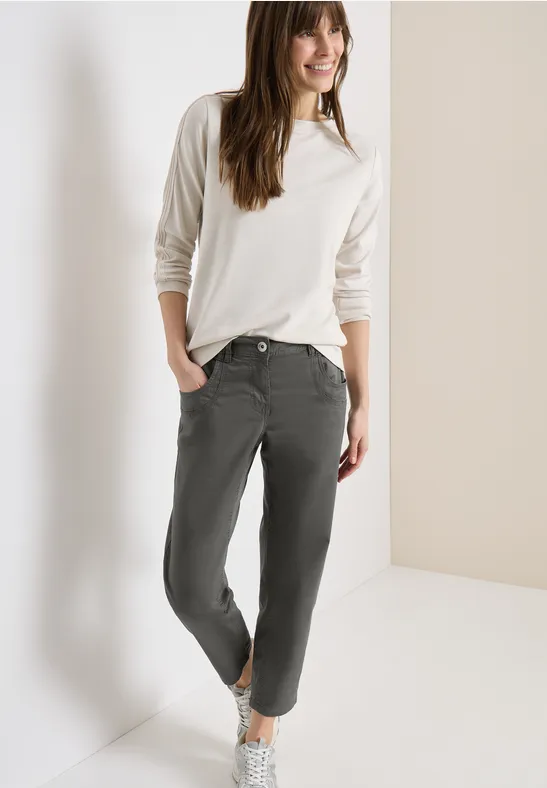Lässige Cropped Hose mit schmalem Bein
