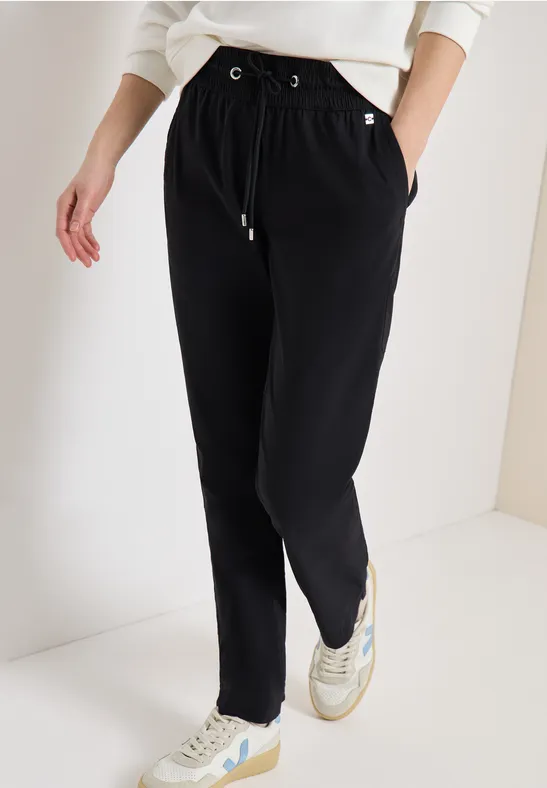 Leichte Damen Hose mit lässiger Passform