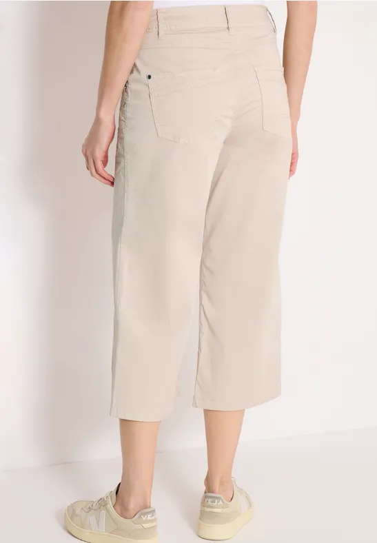 Ausgestellte Cropped-Hose mit hoher Taille