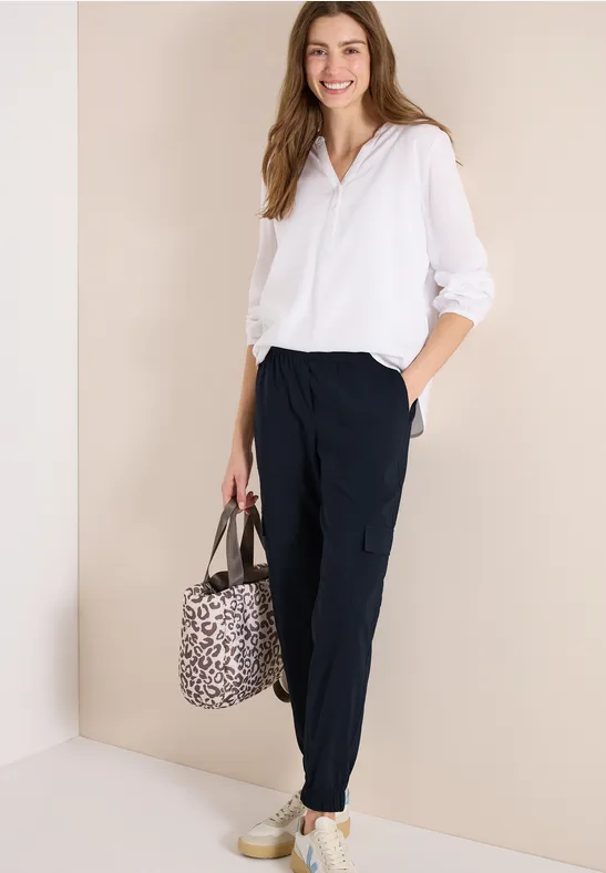 Damen Slim Leg Cargohose