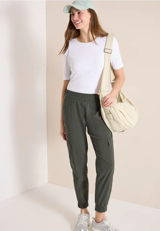 Damen Slim Leg Cargo Hose