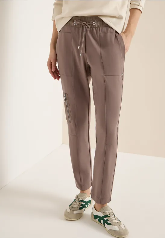 Lässige Hose mit Mid-Waist und schmalem Bein