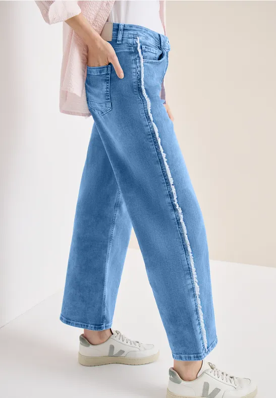 Weit geschnittene High Waist Jeans
