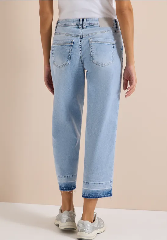 Weite Cropped Jeans mit geradem Bein