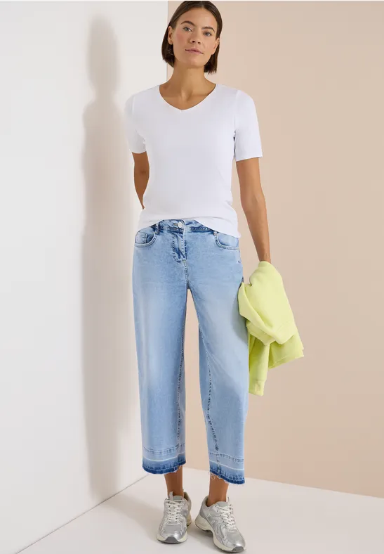 Weite Cropped Jeans mit geradem Bein