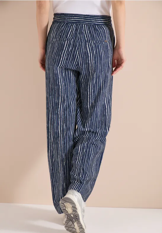 Gestreifte, weitbeinige Crepe-Hose
