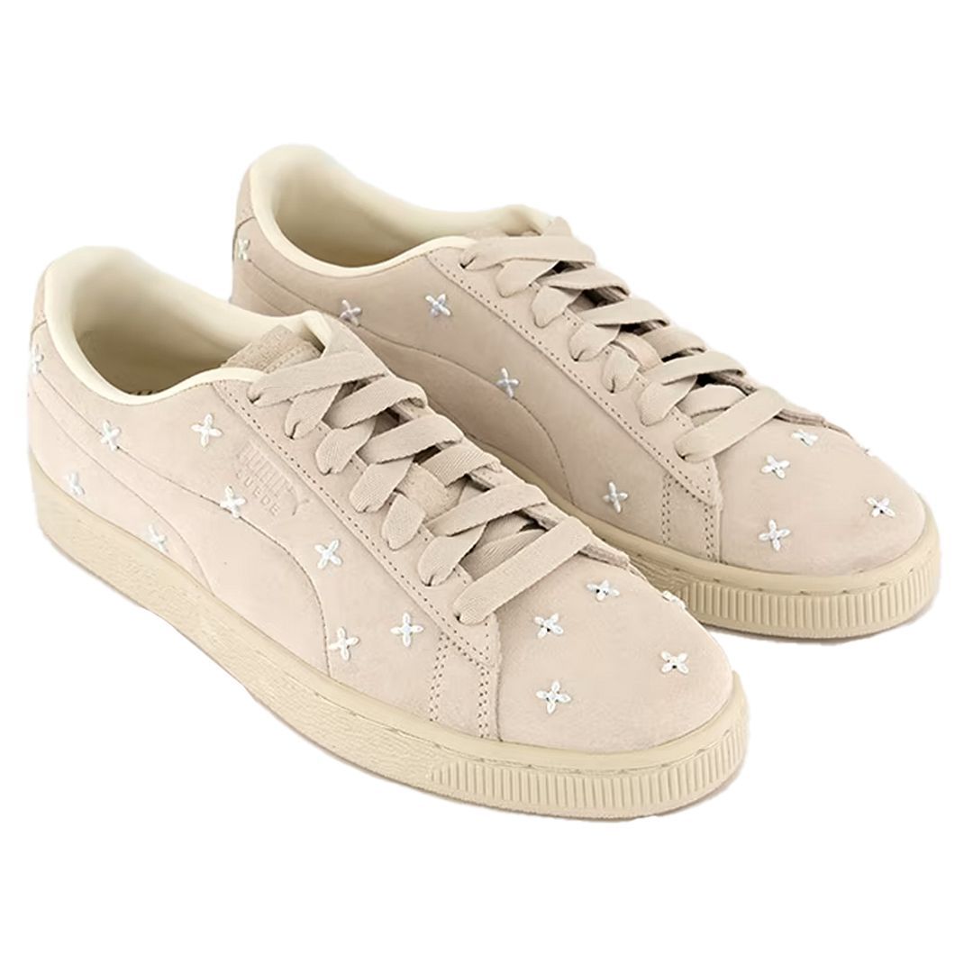 Wildleder-Sneaker mit Blumen-Nieten