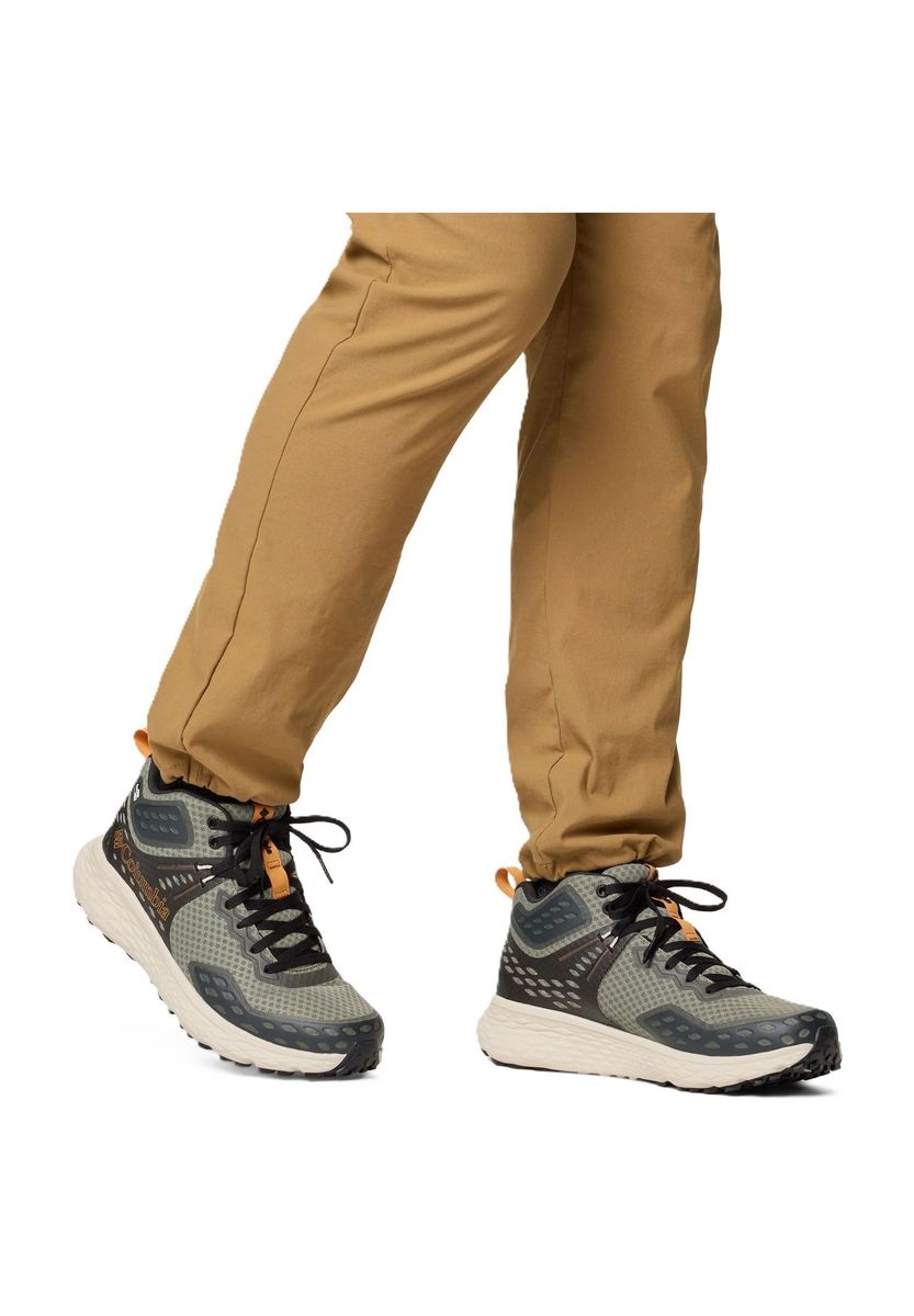 Wasserdichte, mittelhohe Wanderschuhe