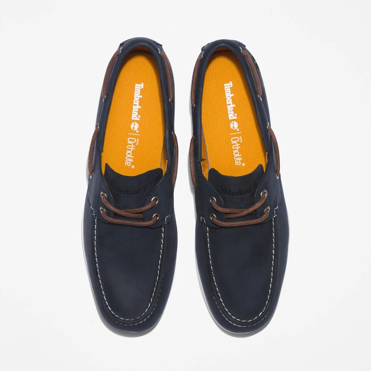 Klassischer Leder Bootsschuh in Marineblau