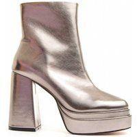 Metallic Plateau-Stiefelette