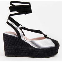Espadrille mit Keilabsatz und Plateau und Knöchelriemen