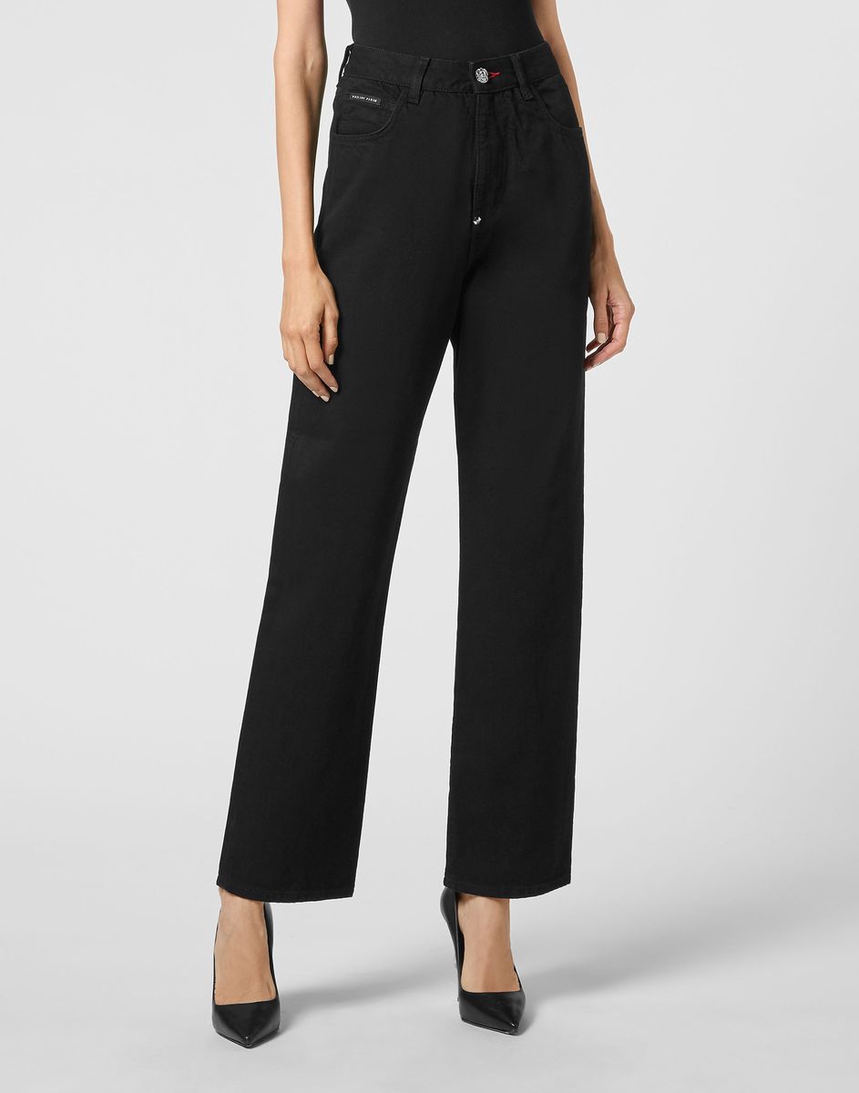 Locker geschnittene Stone-Washed Jeans