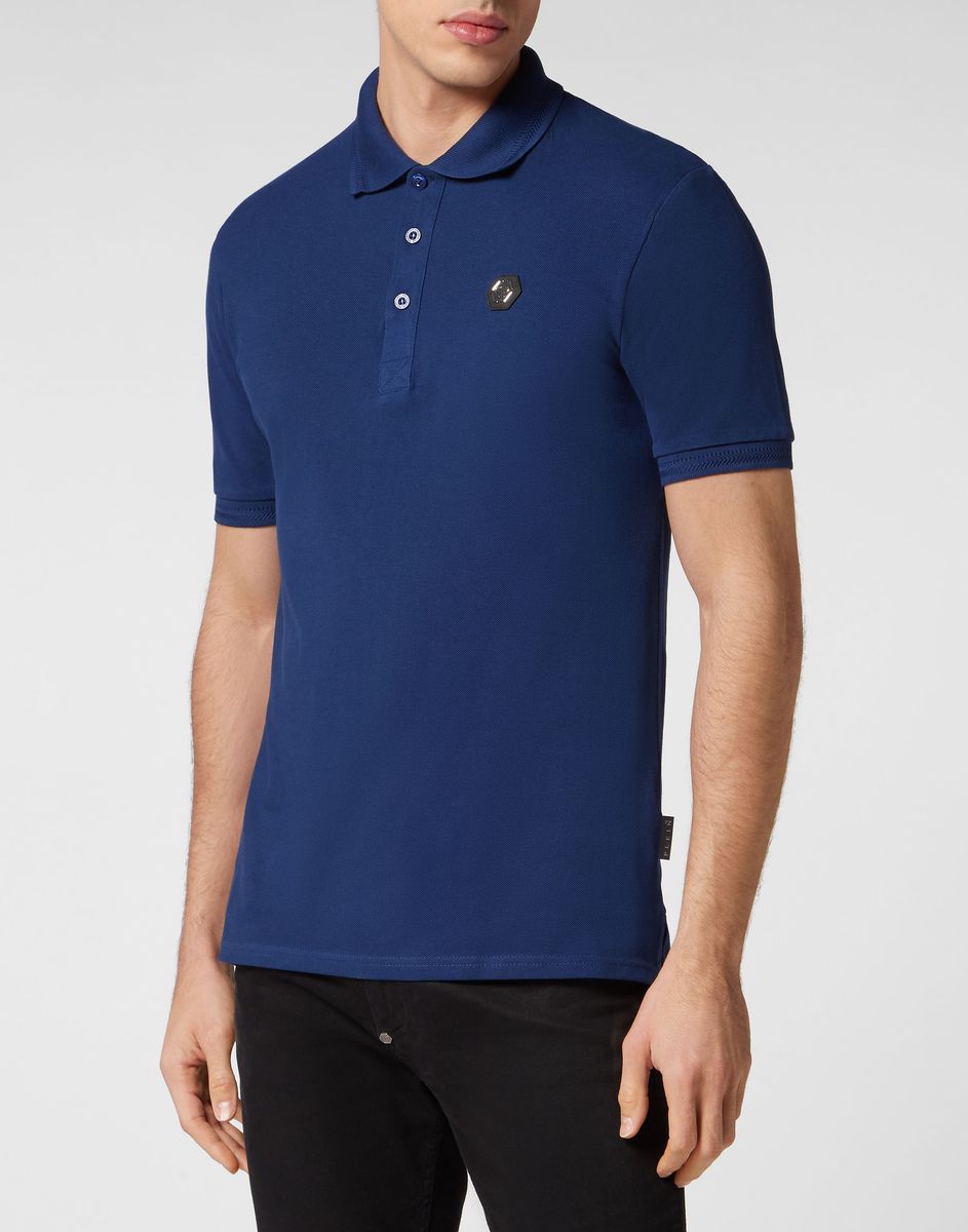 Polohemd mit Gothic-Logo