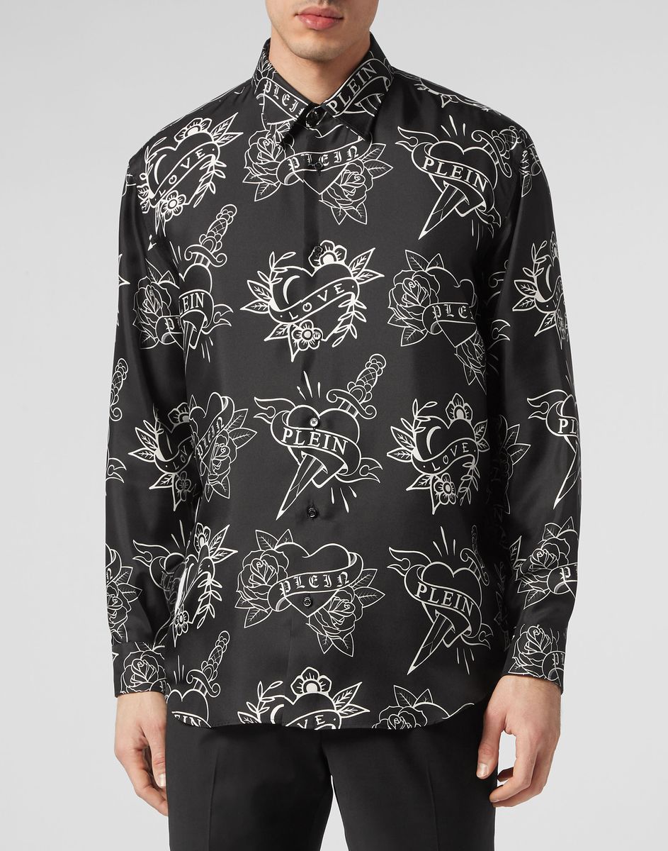 Seidenhemd mit Love Tattoo-Print