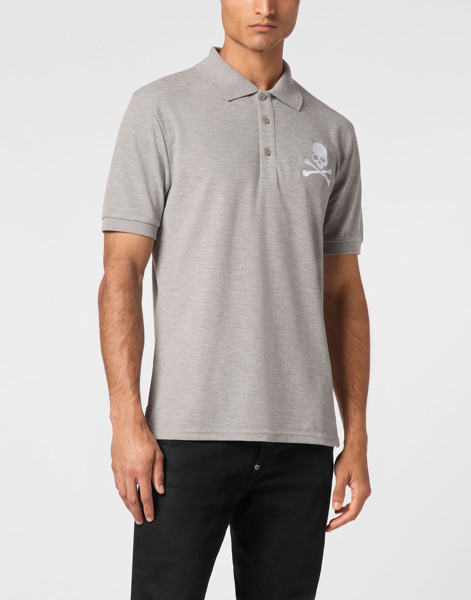 Poloshirt Schädel und Knochen aus Baumwoll-Piqué