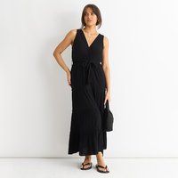 Schwarzes ärmelloses, gestuftes Maxikleid