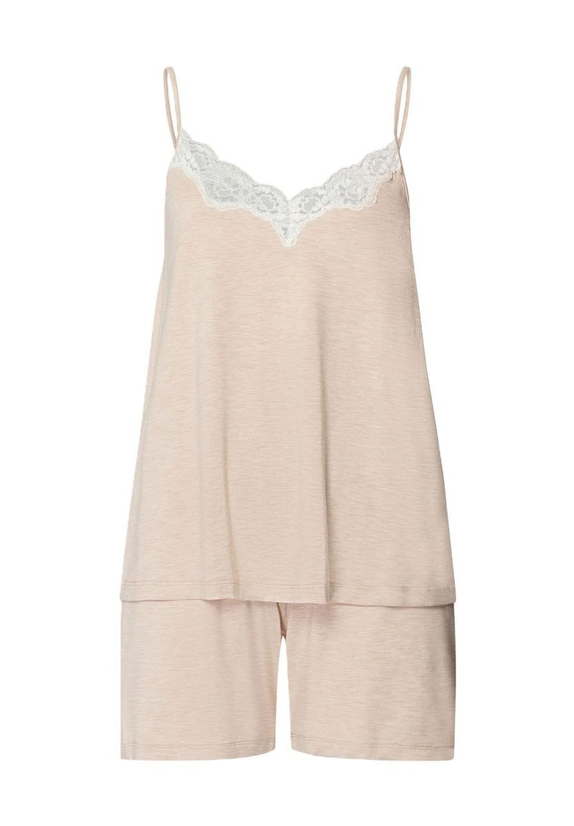 Elegantes Loungeset mit Spitzendetails