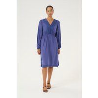 Blaues Kleid mit Spitzenbesatz und langen Ärmeln