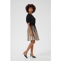 Jersey-Kleid im entspannten Schnitt black
