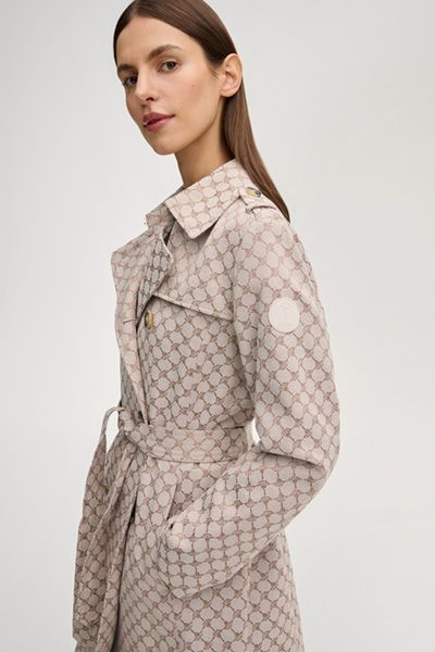 Cornflower Beige gemusterter Trenchcoat mit Gürtel und zweireihiger Knopfleiste