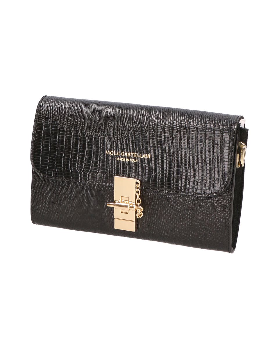 Pochette mit Eidechsenprägung und Kettenakzent
