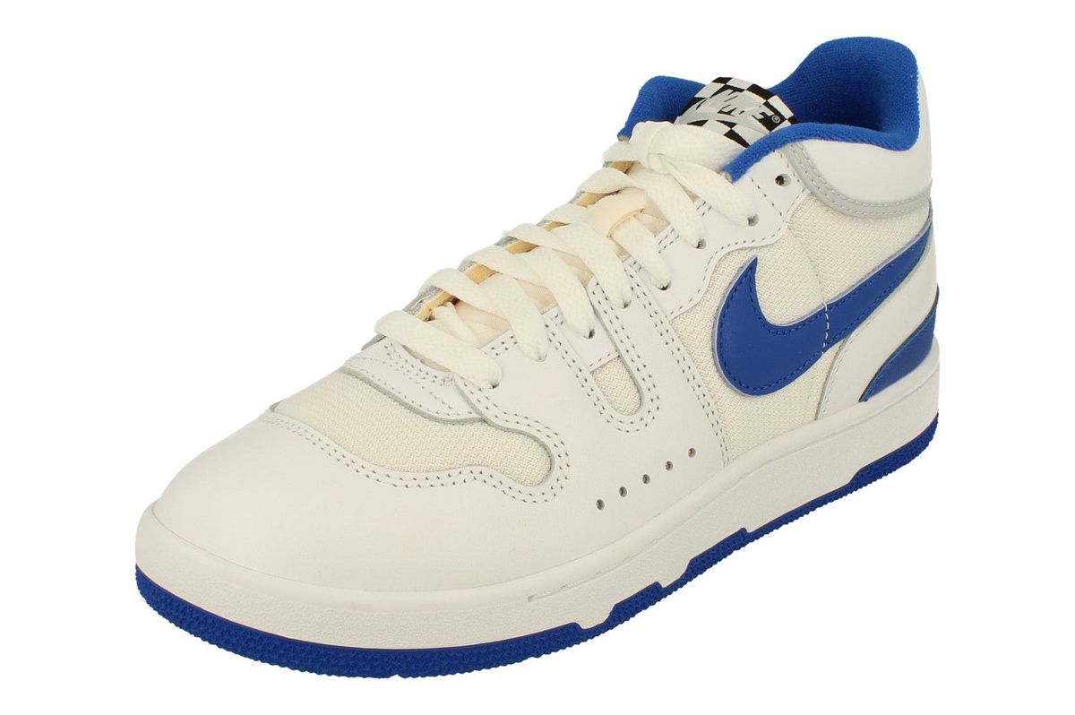 Weiße Turnschuhe mit blauen Akzenten