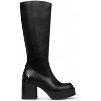 Plateauhohe Stiefel mit Absatz