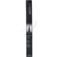 Sensitiver Fein Eyeliner