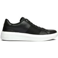 Klassische Leder Court Sneakers