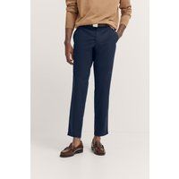 Chinohose mit schmal zulaufender Passform