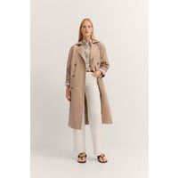 Klassischer zweireihiger Trenchcoat