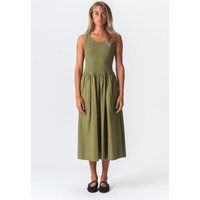 Ärmelloses Midikleid mit Rippstrickoberteil